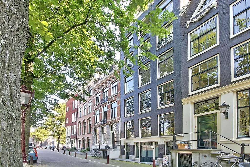 B&B Blossom Amsterdam 2*,  Netherlands